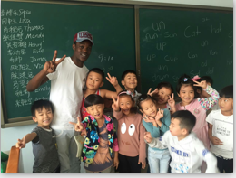 肯尼亚硕士外教的照片