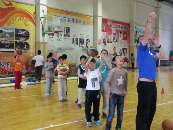 杭州BOOCEN博辰青少年体育俱乐部外教教学