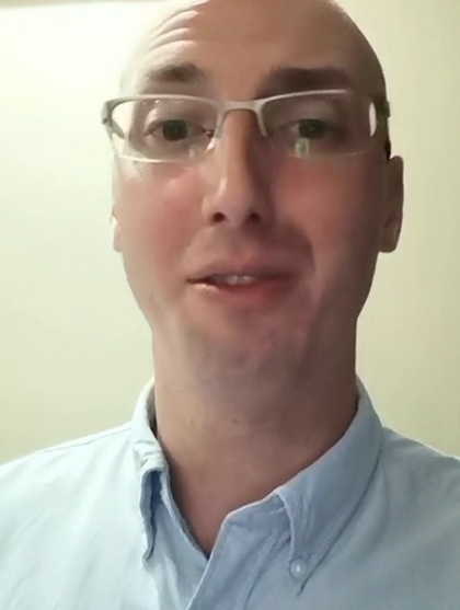 塞尔维亚本科外教的照片