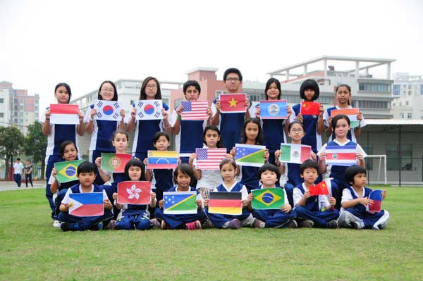 广东中加柏仁学校国际学生