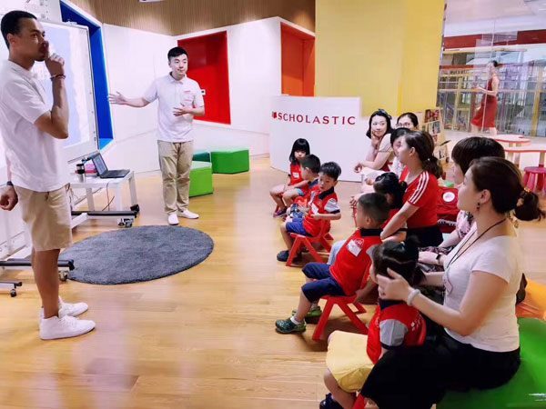 美国学乐儿童英语武汉中心教学活动